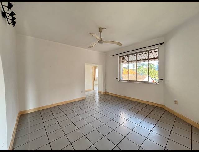 2.5 BEDROOM APARTMENT TO LET IN GLENWOOD